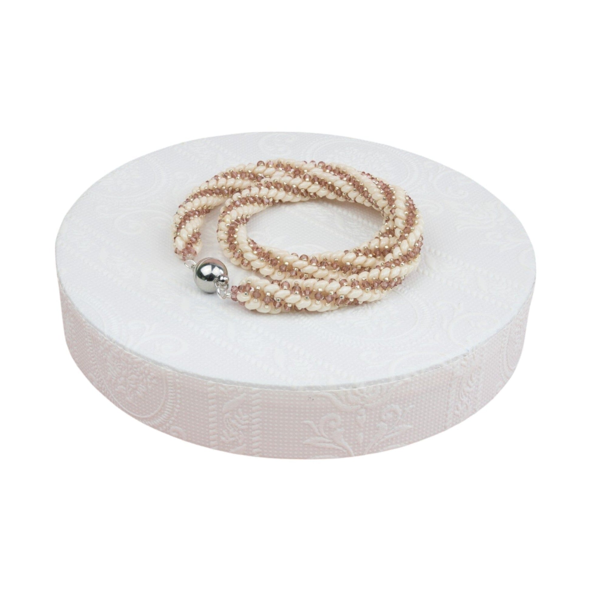 Elegante Halskette für Damen mit Kristallen